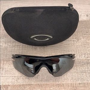 Oakley M2 Sunglasses Polarized